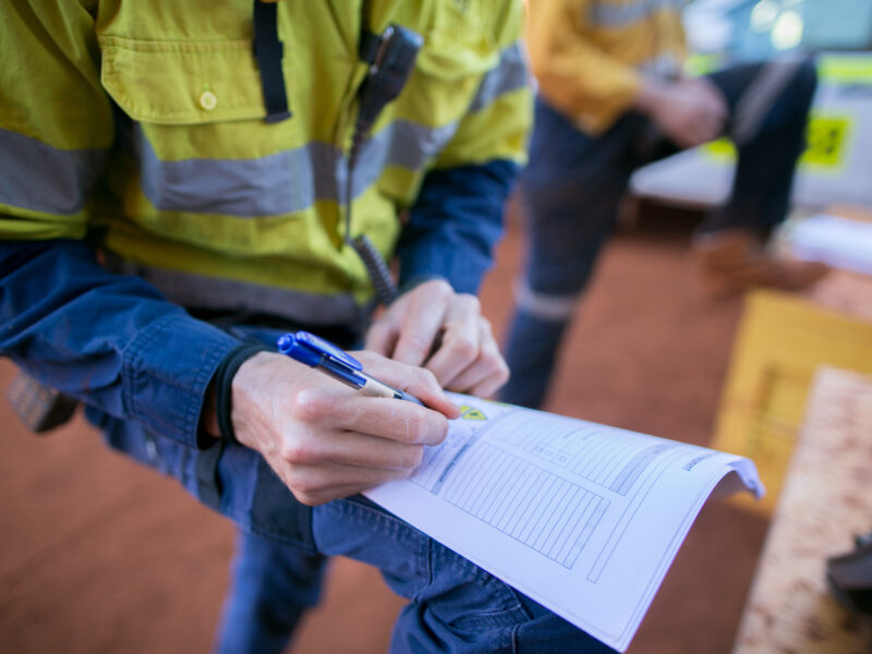 Rope,Access,Miner,Supervisor,Written,Checking,Reviewing,Inspecting,Signing,Issuer